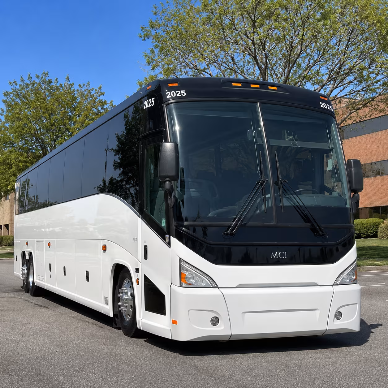 chiefs and royals game day buses to kansas city stadiums