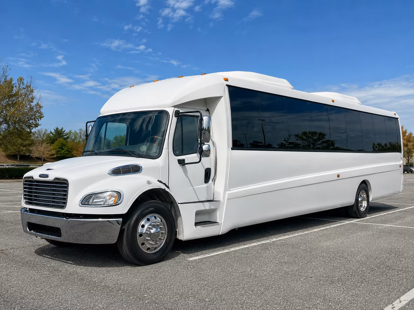 overland park 30 passenger party bus